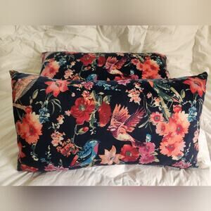 425 South Los Angeles Floral bird print down insert lumbar throw pillows set